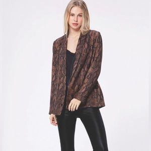 Paige NWT Karissa brown animal print blazer sm
